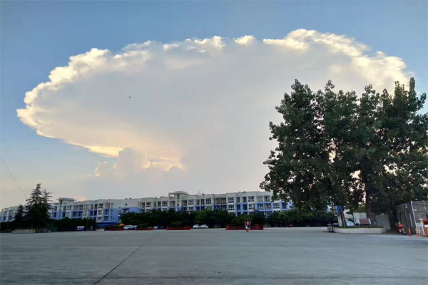 成都市華西衛(wèi)校2025年招生簡介