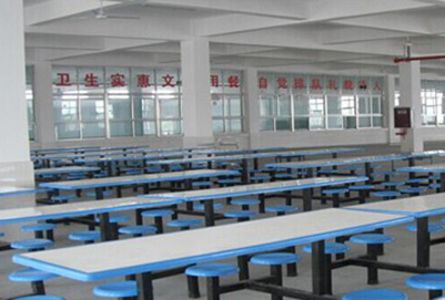 成都市五月花高級航空技工學(xué)校宿舍條件如何