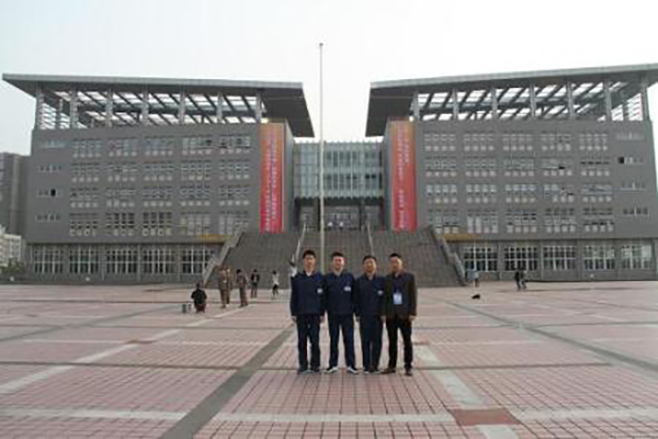 巴中市職業(yè)中學(xué)