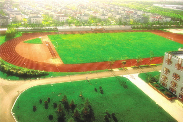 成都職業(yè)技術學院學費貴嗎