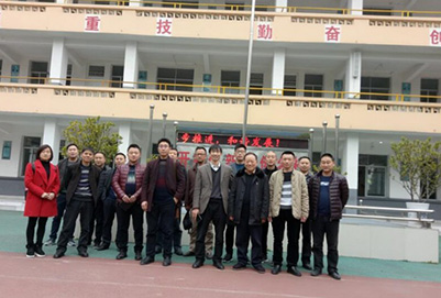 達(dá)州萼山航空職業(yè)技術(shù)學(xué)校招生電話多少