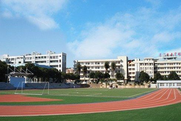 成都職業(yè)技術(shù)學校好嗎