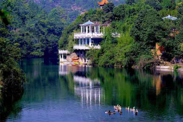 貴陽職高學(xué)校