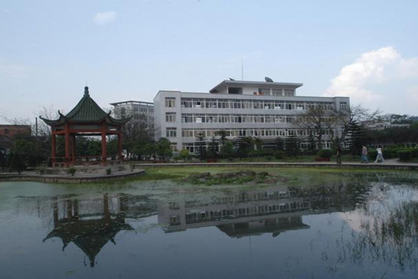 宜賓職業(yè)學(xué)校怎么樣