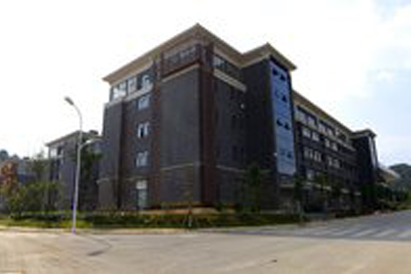 貴陽職業(yè)學校