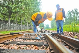 高鐵專業(yè)都學(xué)什么課程？