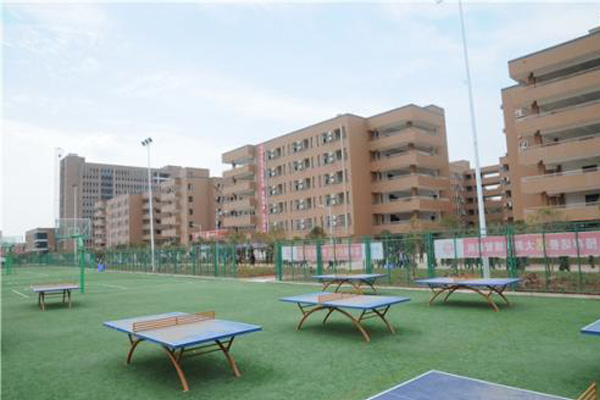 資陽(yáng)職業(yè)學(xué)校