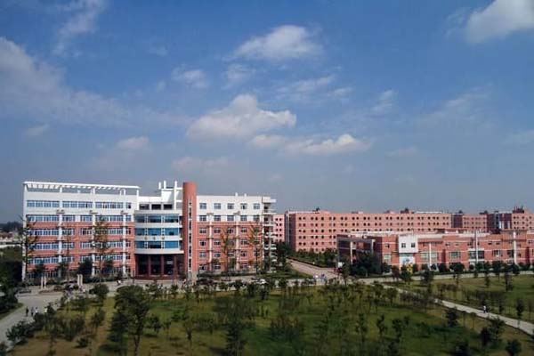 瀘州職高學(xué)院哪些好