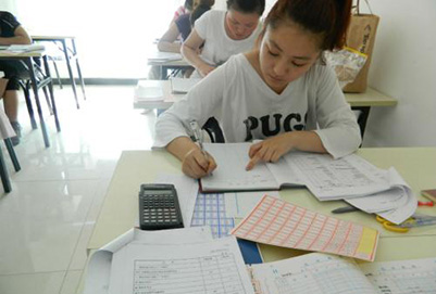 成都會(huì)計(jì)學(xué)校財(cái)務(wù)管理專(zhuān)業(yè)前景怎么樣?