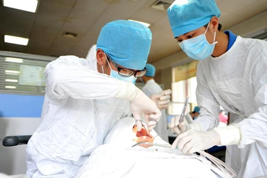 成都口腔醫(yī)學(xué)專業(yè)有哪些學(xué)校