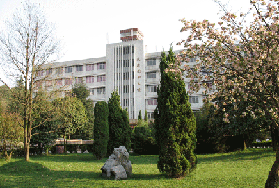 成都衛(wèi)校學(xué)生怎么升入大專學(xué)校