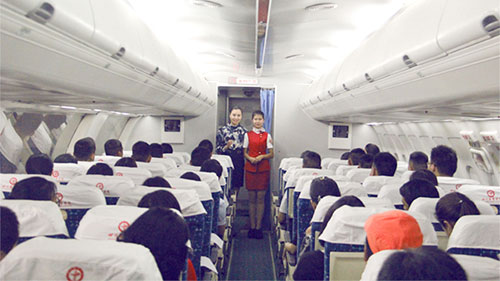 四川愛華學(xué)院航空模擬內(nèi)倉