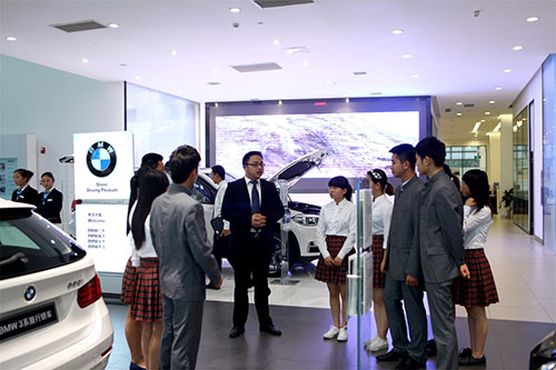 四川愛華學(xué)院寶馬實(shí)訓(xùn)