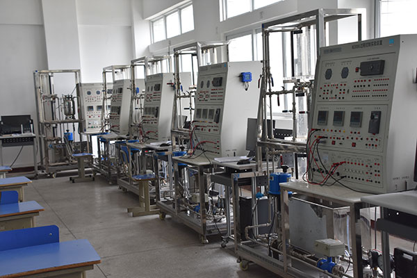 四川理工技師學(xué)院