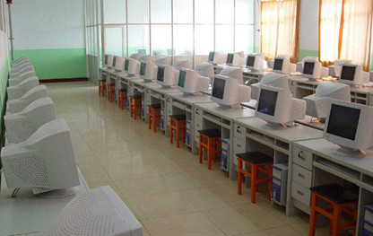 四川省內(nèi)江市東興區(qū)東方科技職業(yè)學(xué)校報(bào)名條件