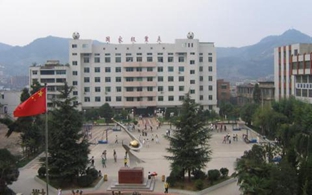 貴州省畢節(jié)市衛(wèi)生學(xué)校園區(qū)活動(dòng)