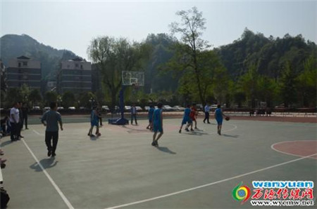 萬源市黃鐘職業(yè)中學