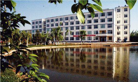 昆明藝術(shù)職業(yè)學(xué)院美麗校園