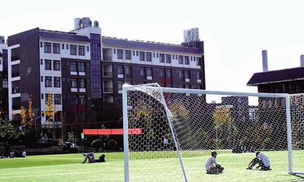 云南城市建設(shè)職業(yè)學(xué)院足球場(chǎng)