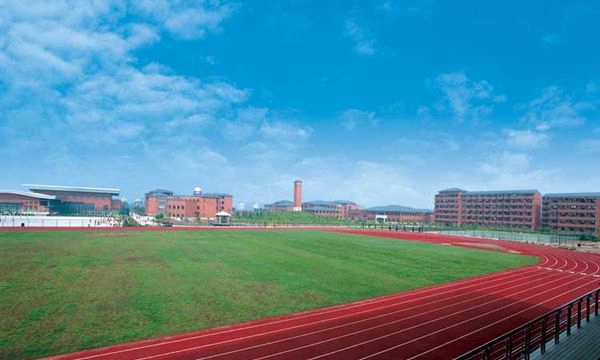 昆明市體育學(xué)校運(yùn)動(dòng)場(chǎng) 昆明市體育學(xué)校運(yùn)動(dòng)場(chǎng)