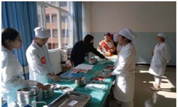 西雙版納衛(wèi)生學校農村醫(yī)學圖（1）