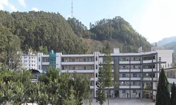 景東縣職業(yè)高級(jí)中學(xué)校園環(huán)境