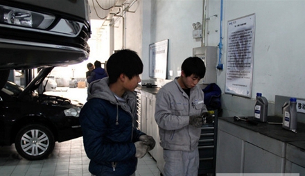 資陽(yáng)汽修學(xué)校