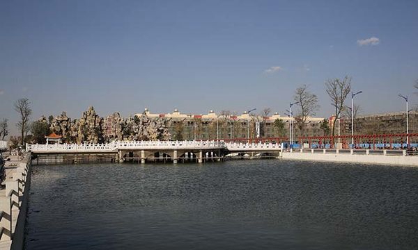 曲靖航空學校湖面風光