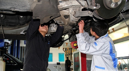 資陽(yáng)汽修學(xué)校