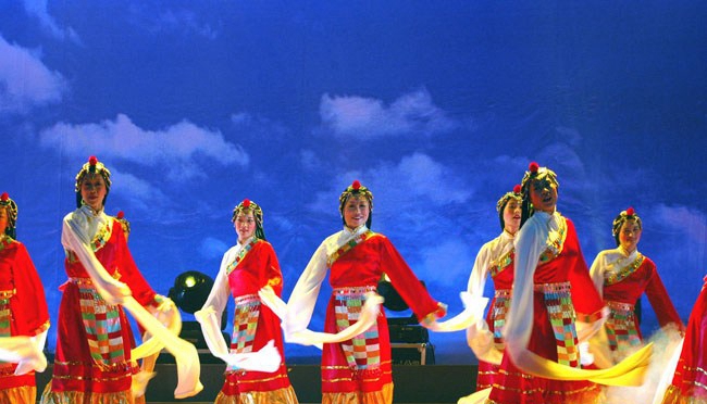 自貢影視藝術(shù)學(xué)校民族音樂與舞蹈