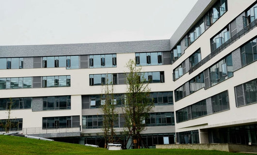 成都青蘇職業(yè)中專學(xué)校（成都市青蘇職業(yè)學(xué)校）新校區(qū)教學(xué)大樓