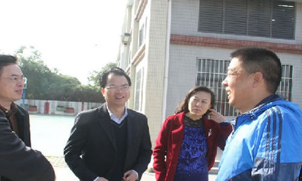 姚安縣職業(yè)高級中學(xué)領(lǐng)導(dǎo)談話