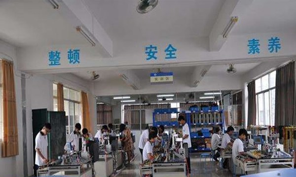 個舊市第一職業(yè)高級中學機電專業(yè)