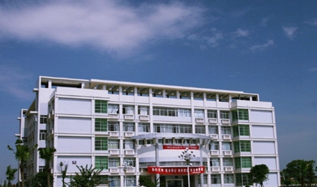 保山市中等專(zhuān)業(yè)學(xué)校汽車(chē)維修專(zhuān)業(yè)