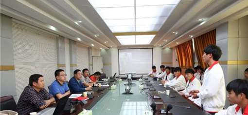 昆明冶金高等專科學(xué)校汽車檢測與維修技術(shù)專業(yè)