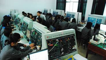 通信運營服務(wù)與設(shè)備維修 