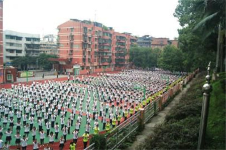 萬源市黃鐘職業(yè)中學(xué)