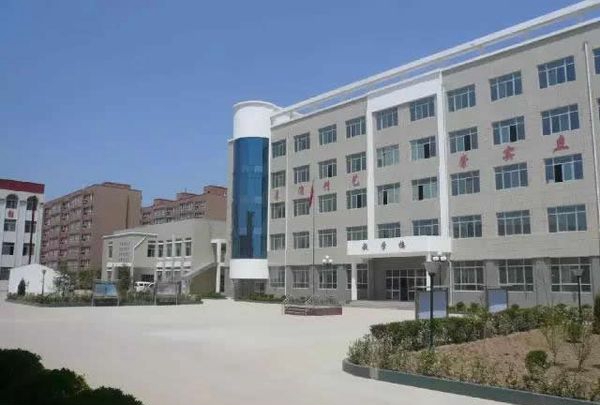長武縣職業(yè)教育中心教學樓