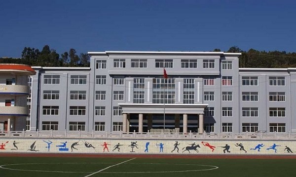 石屏縣職業(yè)高級(jí)中學(xué)教學(xué)樓