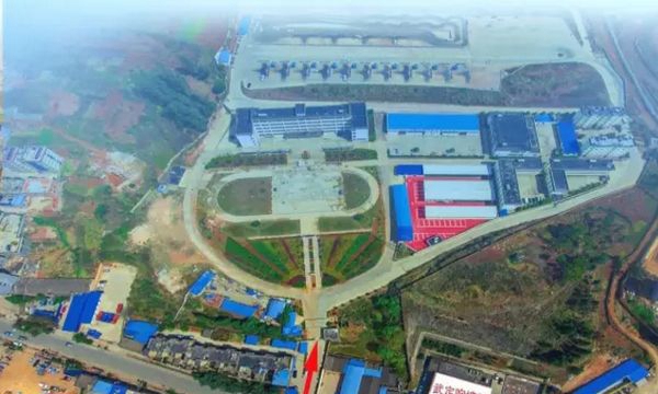 武定縣職業(yè)高級(jí)中學(xué)校園鳥(niǎo)瞰