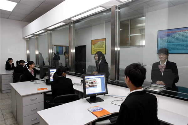 2025年重慶渝中高級(jí)職業(yè)學(xué)校(渝職高)招生簡章