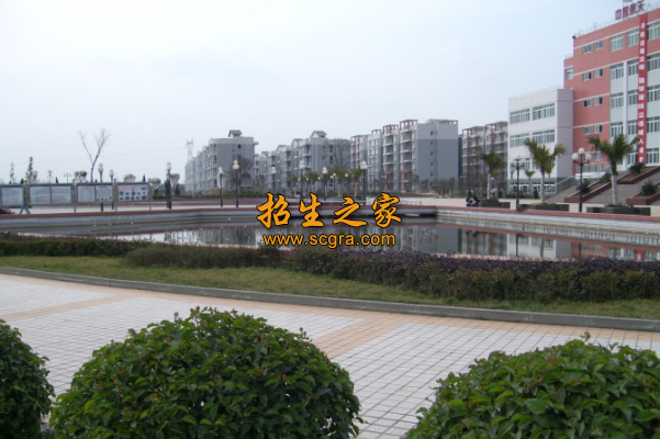 學(xué)校環(huán)境