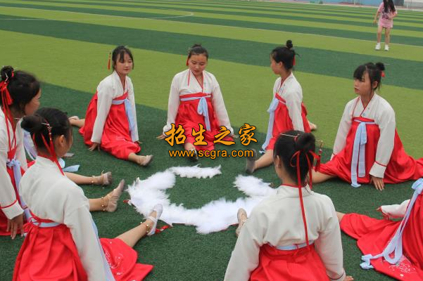 學(xué)校藝術(shù)節(jié)