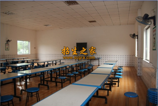 學(xué)校食堂