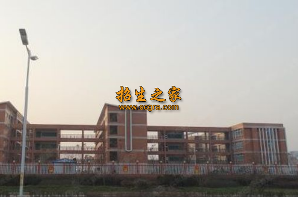 學(xué)校環(huán)境