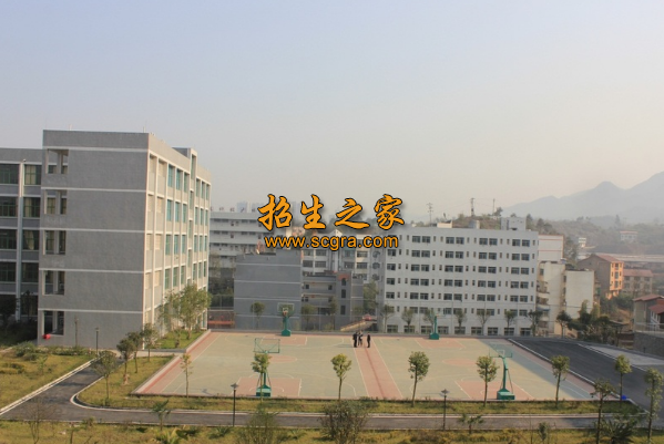 學(xué)校環(huán)境