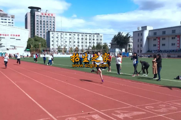 廣安市景山職業(yè)高中學(xué)