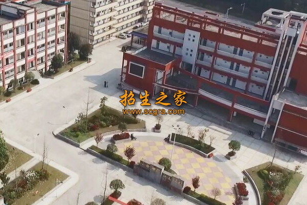 學(xué)校環(huán)境