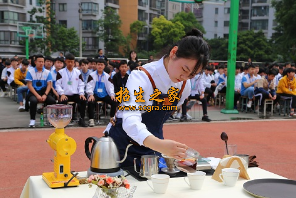 學(xué)校活動(dòng)