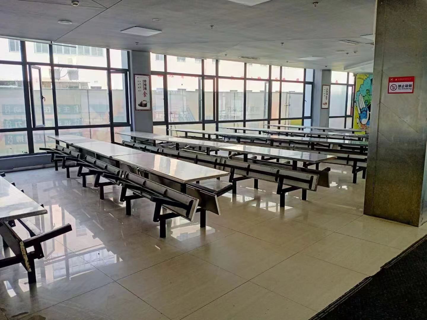 成都美思單招培訓學校食堂